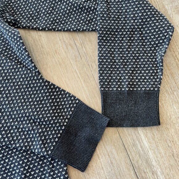 Mens Old Navy Grey Patterned Sweater - XL - Picture 4 of 6